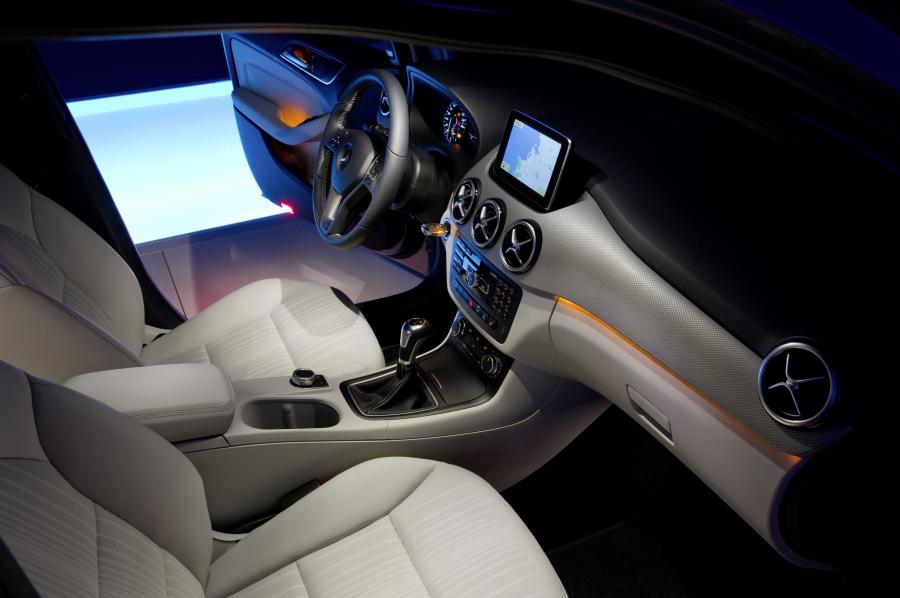 Mercedes-Benz B-Class 2011 года  (фото 96 из 204)